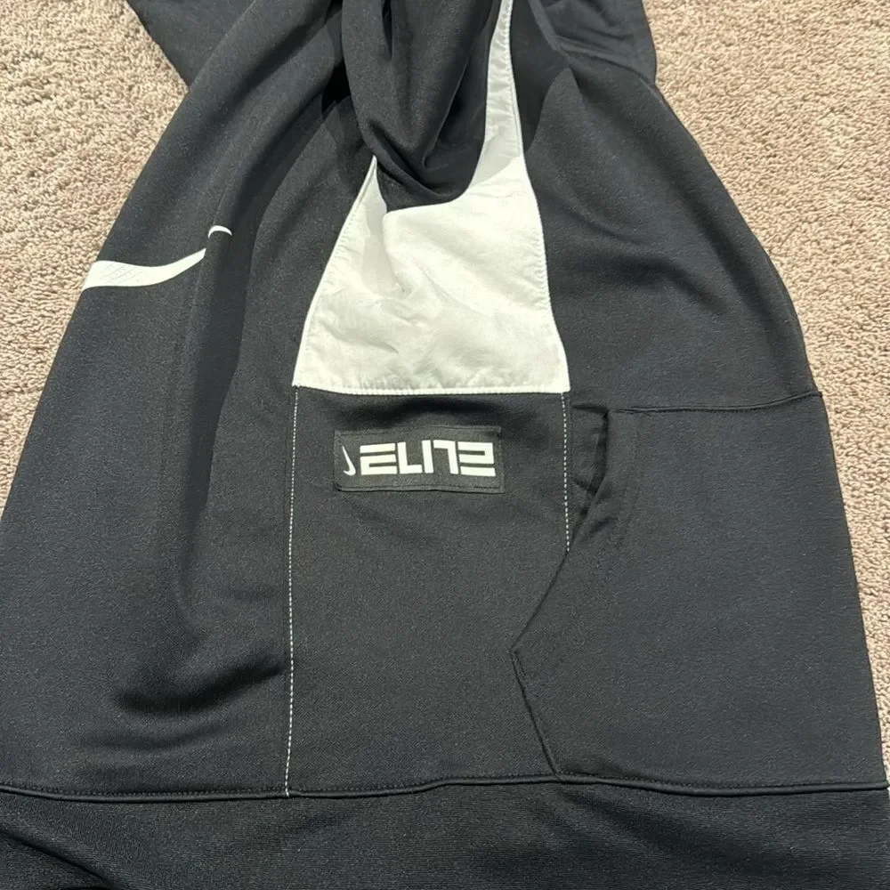 Nike Elite tracksuit jacket ! Size small Therma Fit